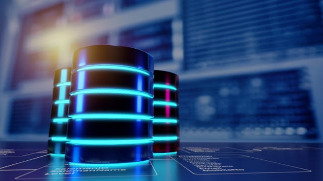 SQL vs T-SQL: A Comparison and How to Choose